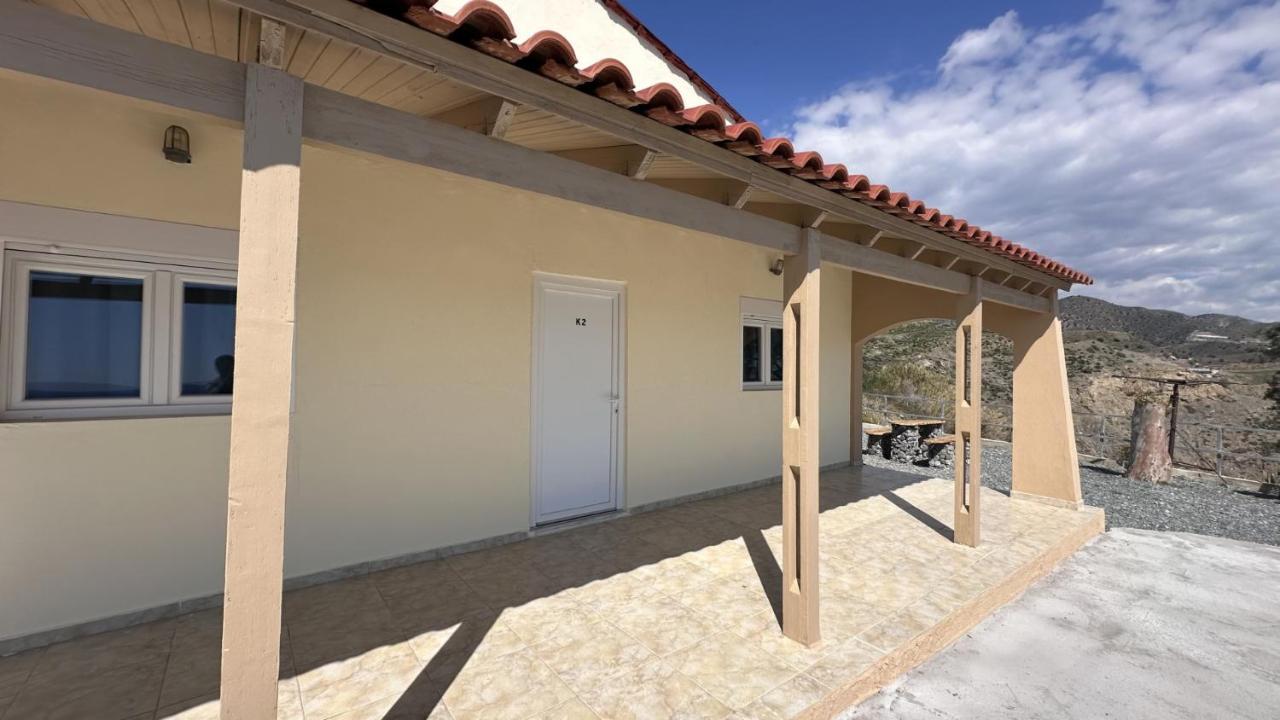Sfinias Apartments Kaloi Limenes Extérieur photo