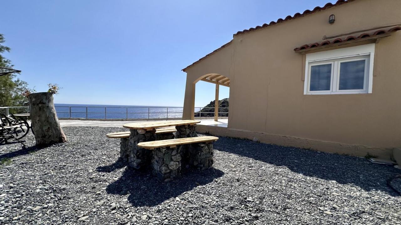 Sfinias Apartments Kaloi Limenes Extérieur photo