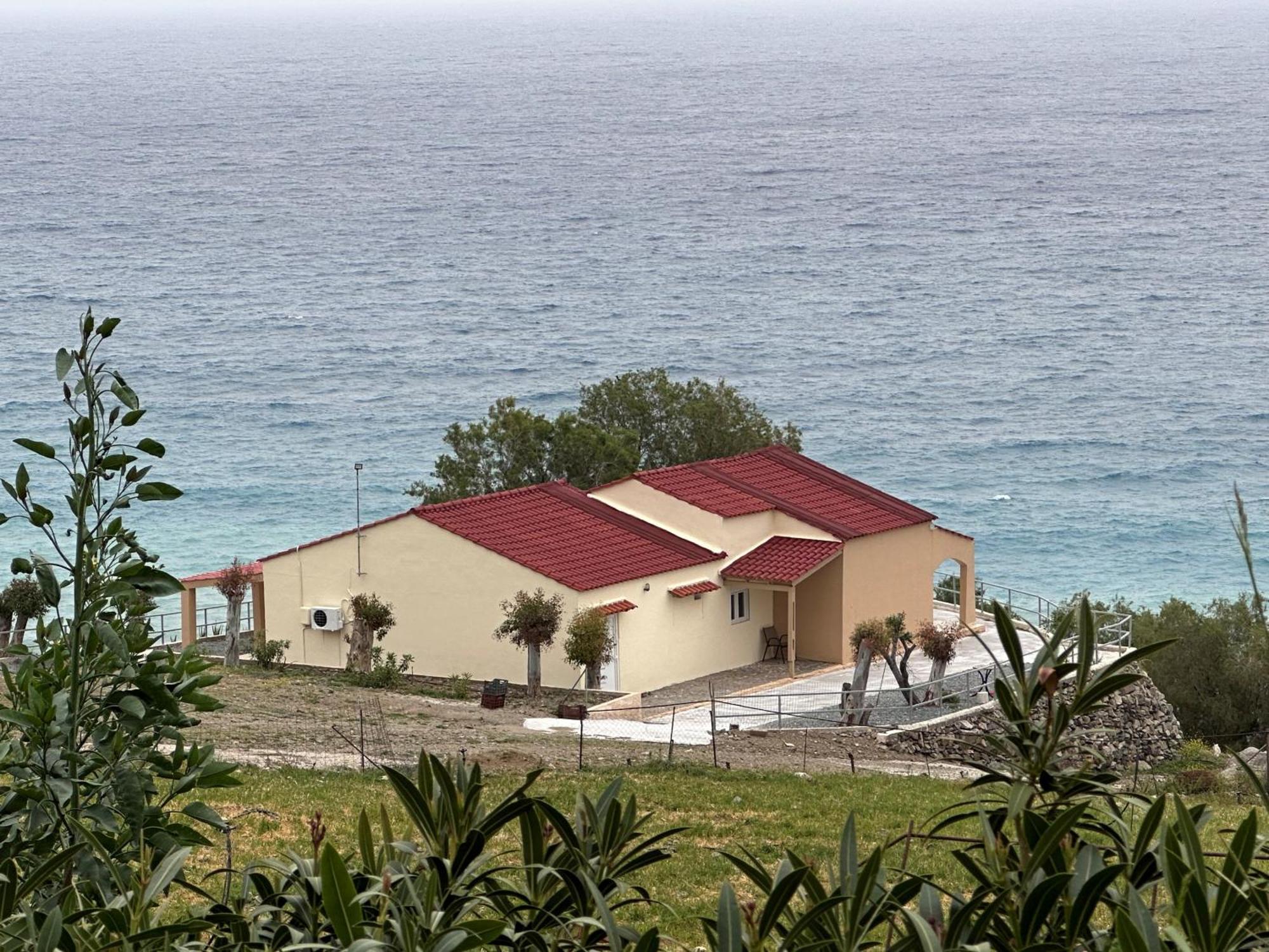 Sfinias Apartments Kaloi Limenes Extérieur photo