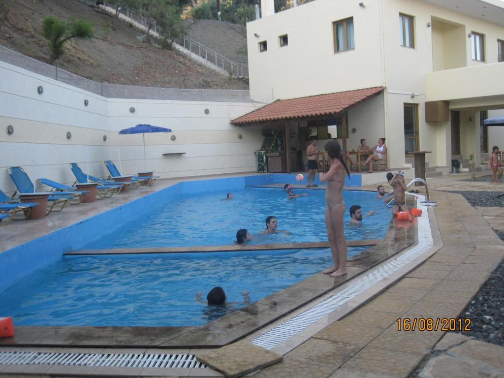Sfinias Apartments Kaloi Limenes Extérieur photo