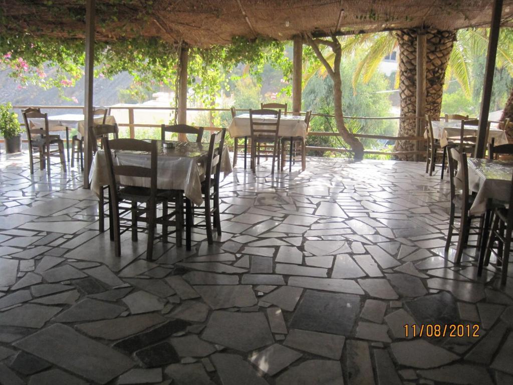 Sfinias Apartments Kaloi Limenes Extérieur photo
