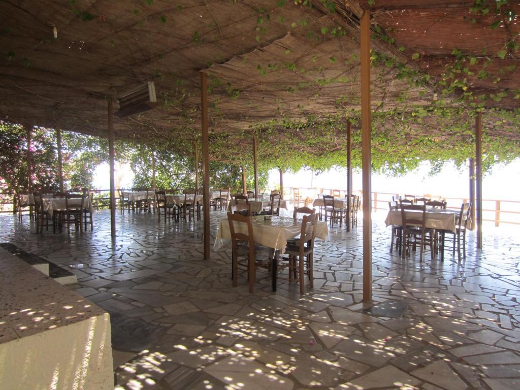 Sfinias Apartments Kaloi Limenes Extérieur photo